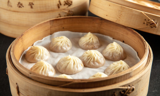 中国哪里的“小笼包”好吃？网评这5个地方上榜，没吃过可惜了(图1)